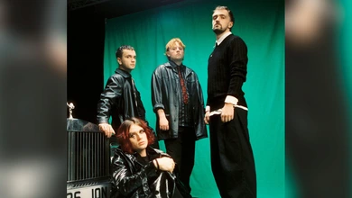 10 debut records from 2001 that still crush 20 years later