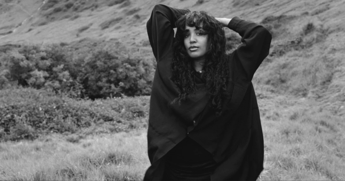 Arima Ederra is learning to sit with time