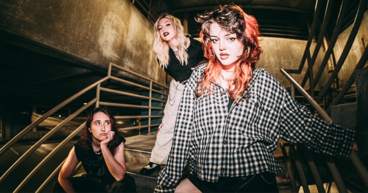 See VIAL’s witchy video for “IDLE HANDS” See VIAL’s witchy video for “IDLE HANDS”