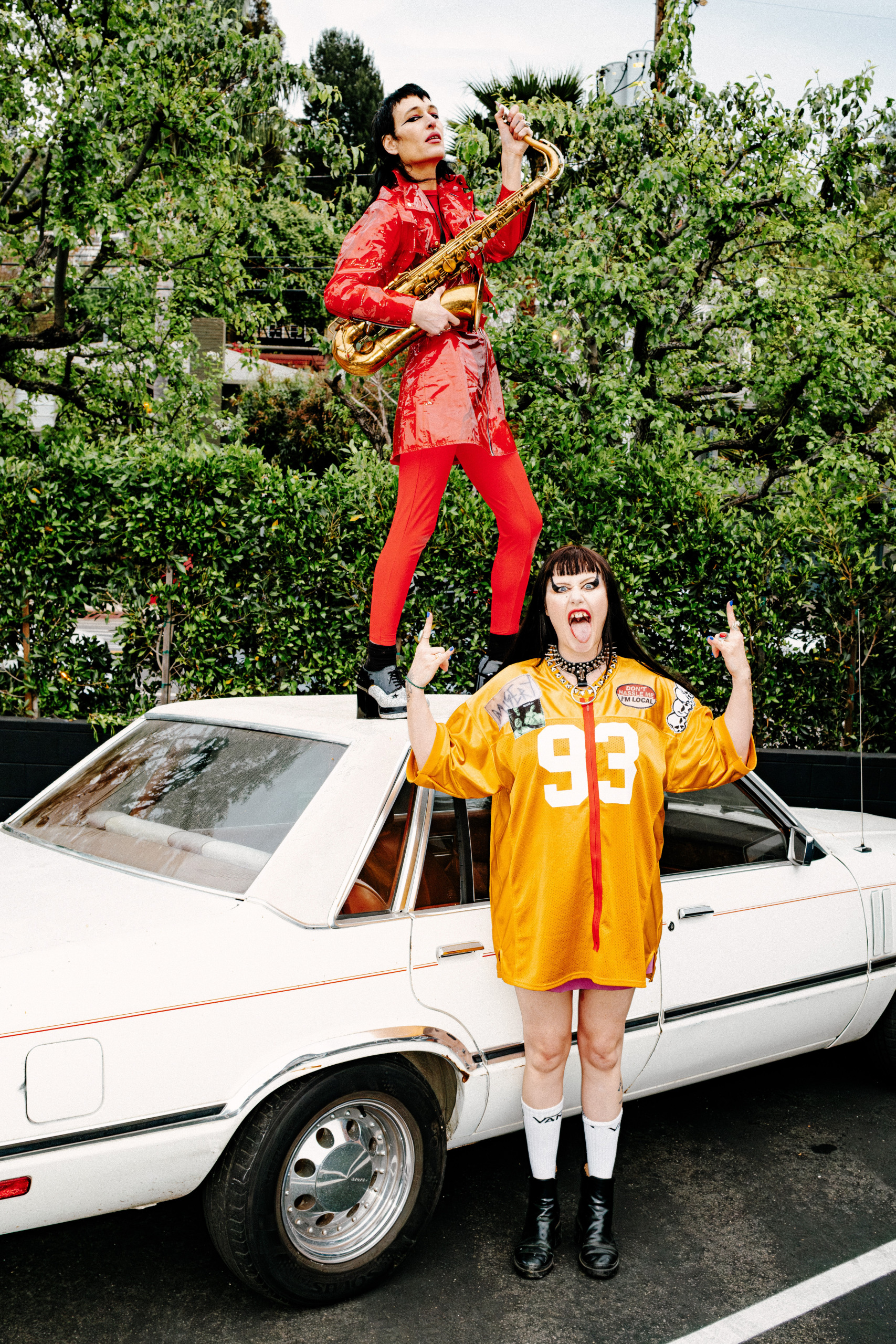 Behind the scenes of Surfbort’s star-studded “Hot Dog” video