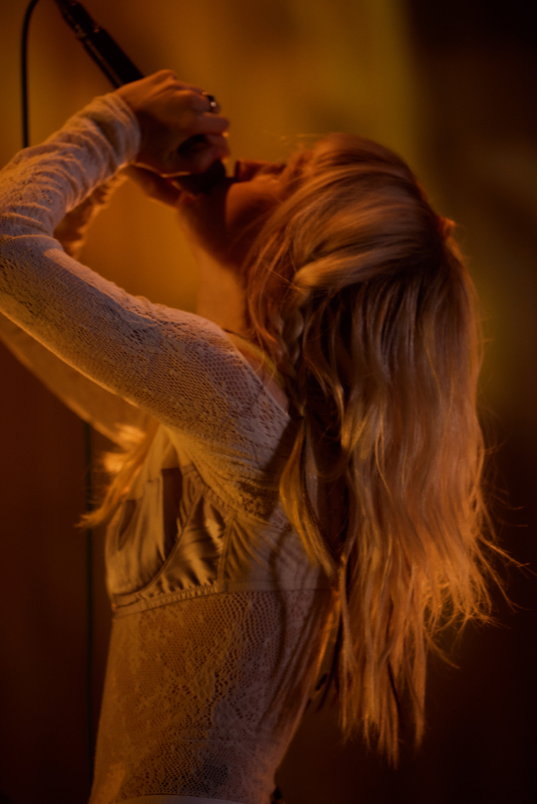 Review: Hayley Williams shows up, raw and enthralling