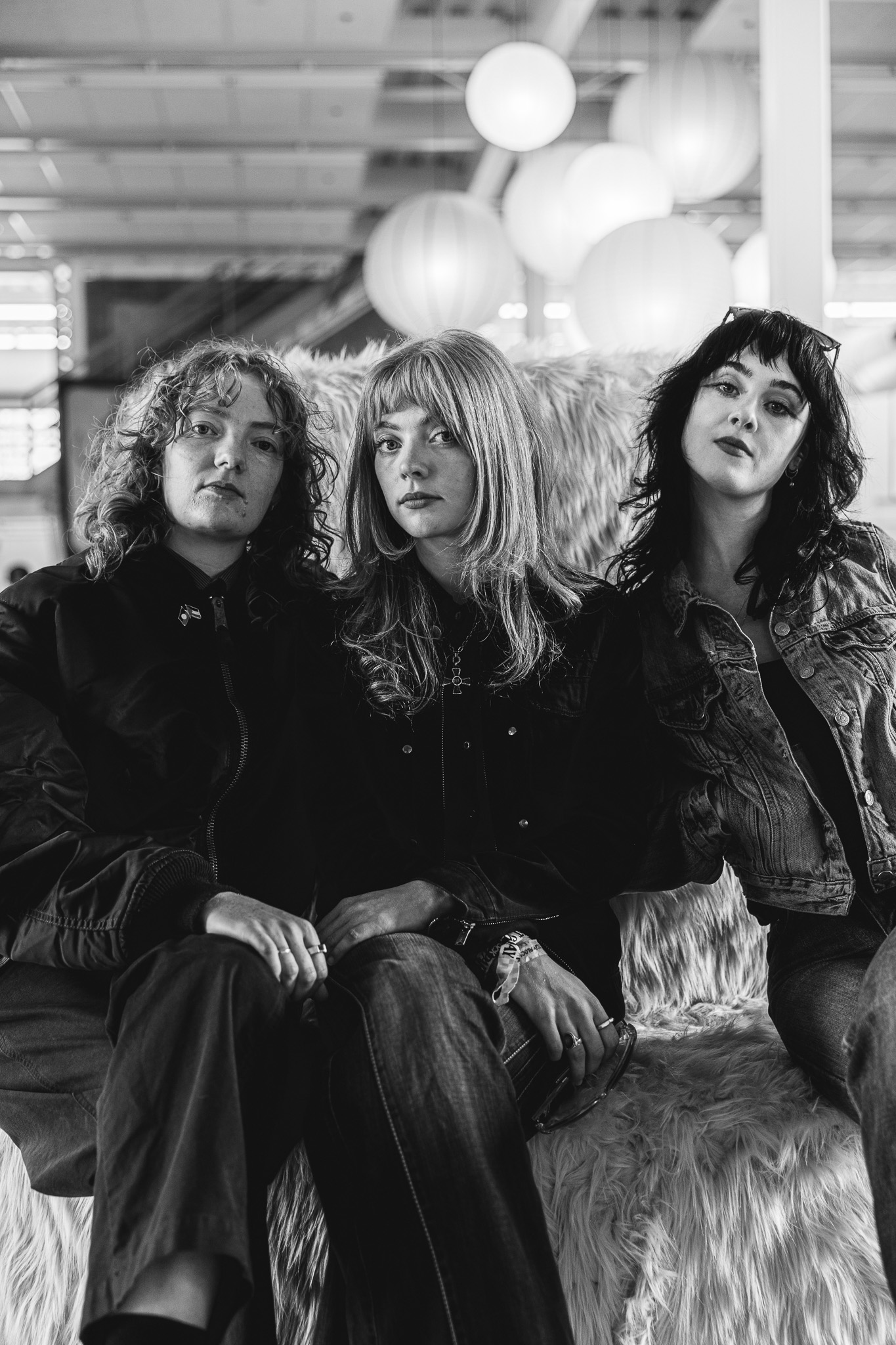 folk bitch trio