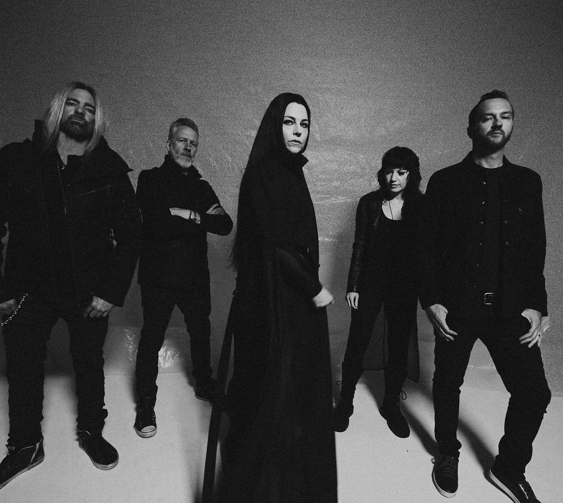 EVANESCENCE-B&W52026